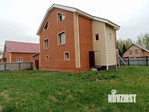 Коттедж 300м², 2-этажный, участок 7 сот.  