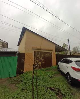 Дом 250м², 2-этажный, участок 16 сот.  