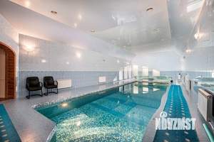 Коттедж 380м², 2-этажный, участок 26 сот.  