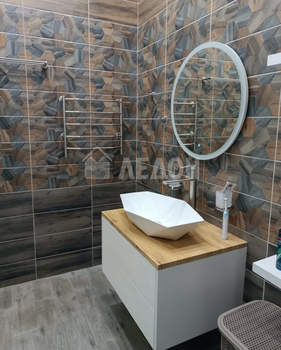 Дом 398м², 2-этажный, участок 16 сот.  