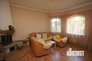 Коттедж 240м², 2-этажный, участок 13 сот.  