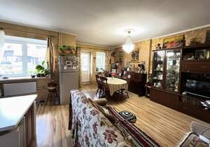 Дом 202м², 2-этажный, участок 3 сот.  