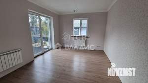 Дом 160м², 3-этажный, участок 4 сот.  