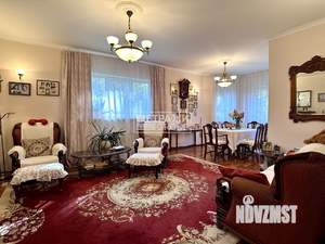 Дом 372м², 4-этажный, участок 15 сот.  
