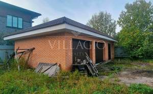 Дом 361м², 3-этажный, участок 10 сот.  