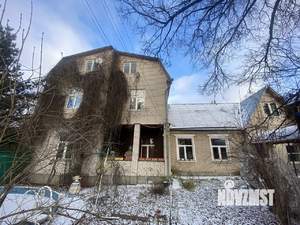 Дом 288м&sup2;, 3-этажный, участок 5 сот.  