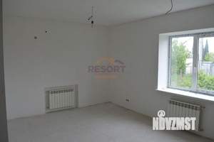 Дом 240м², 2-этажный, участок 8 сот.  