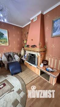 Дом 295м², 3-этажный, участок 12 сот.  