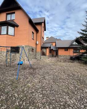 Дом 420м², 2-этажный, участок 15 сот.  