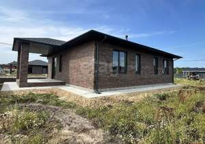 Дом 136м², 1-этажный, участок 9 сот.  