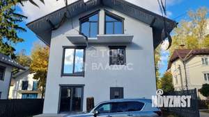 Дом 160м², 3-этажный, участок 4 сот.  