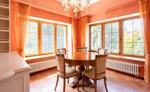 Дом 429м², 3-этажный, участок 50 сот.  