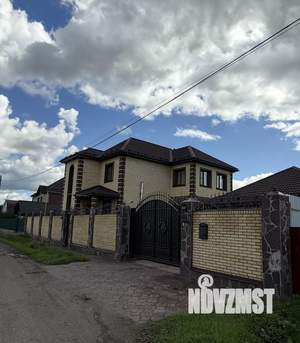 Коттедж 200м², 2-этажный, участок 8 сот.  