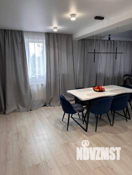 Дом 151м², 3-этажный, участок 10 сот.  