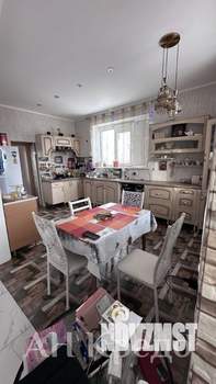 Дом 195м², 2-этажный, участок 10 сот.  