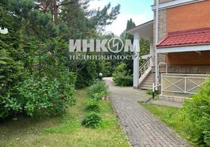 Дом 250м², 2-этажный, участок 12 сот.  