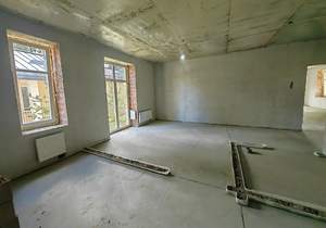 Дом 295м², 2-этажный, участок 10 сот.  