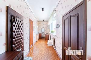 Дом 150м&sup2;, 2-этажный, участок 10 сот.  