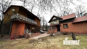Дом 292м², 2-этажный, участок 16 сот.  