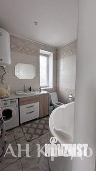 Дом 195м², 2-этажный, участок 10 сот.  