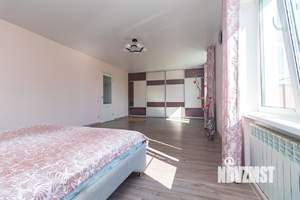 Коттедж 175м&sup2;, 2-этажный, участок 15 сот.  