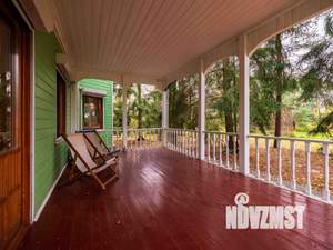 Дом 350м², 3-этажный, участок 40 сот.  