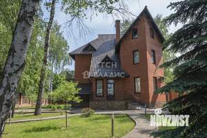 Дом 406м², 2-этажный, участок 15 сот.  