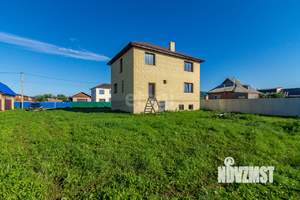 Дом 280м², 3-этажный, участок 10 сот.  