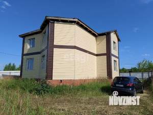 Дом 220м², 2-этажный, участок 10 сот.  