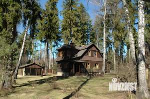 Дом 230м², 2-этажный, участок 25 сот.  