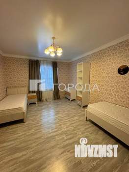 Дом 180м², 2-этажный, участок 7 сот.  