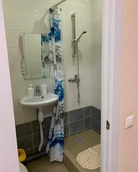 Дом 348м&sup2;, 3-этажный, участок 15 сот.  