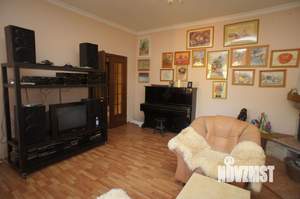 Коттедж 240м², 2-этажный, участок 13 сот.  