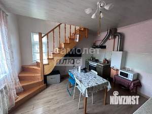 Дом 271м², 2-этажный, участок 1 сот.  