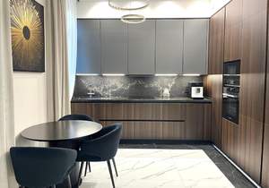 Дом 555м², 2-этажный, участок 13 сот.  