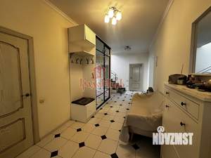 Дом 230м², 2-этажный, участок 12 сот.  