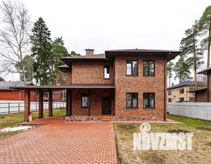 Дом 295м², 2-этажный, участок 19 сот.  