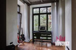 Коттедж 360м², 3-этажный, участок 19 сот.  