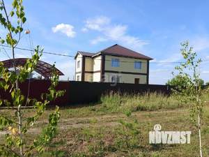 Дом 220м², 2-этажный, участок 10 сот.  