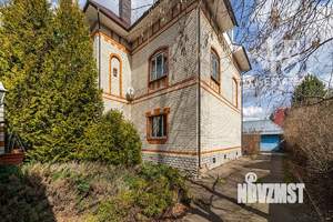 Дом 387м², 4-этажный, участок 20 сот.  