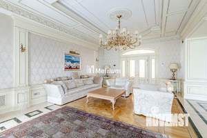 Коттедж 1200м², 3-этажный, участок 117 сот.  