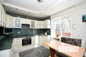 Дом 131м², 2-этажный, участок 10 сот.  