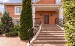 Дом 429м², 3-этажный, участок 50 сот.  