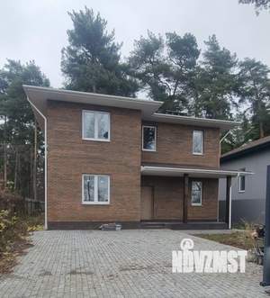 Дом 229м², 2-этажный, участок 6 сот.  