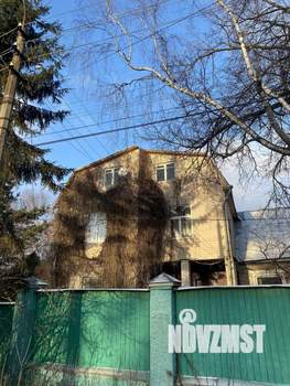 Дом 288м&sup2;, 3-этажный, участок 5 сот.  