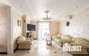 Коттедж 538м&sup2;, 3-этажный, участок 12 сот.  