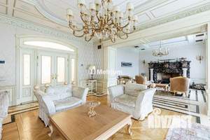 Коттедж 1200м², 3-этажный, участок 117 сот.  