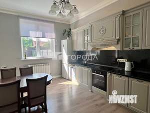 Дом 180м², 2-этажный, участок 7 сот.  