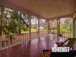 Дом 350м², 3-этажный, участок 40 сот.  