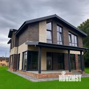 Коттедж 220м², 2-этажный, участок 15 сот.  